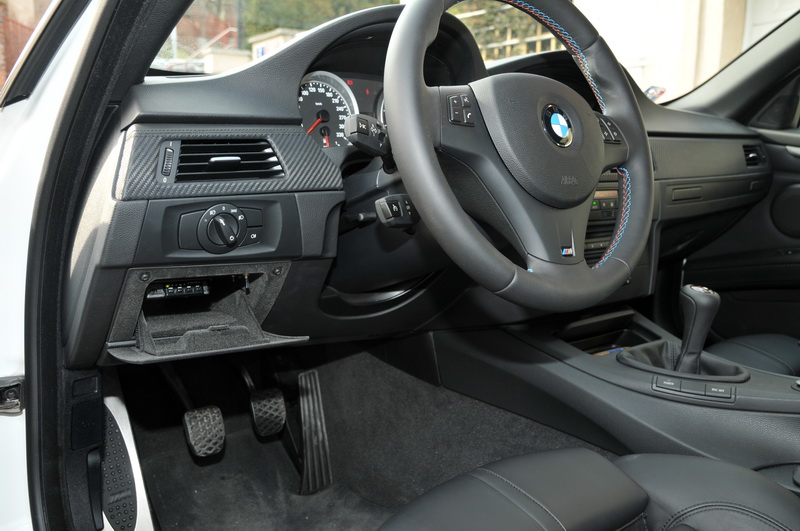 BEL 966-R NEW! eingebaut im aktuellem BMW M3 Cabriolet